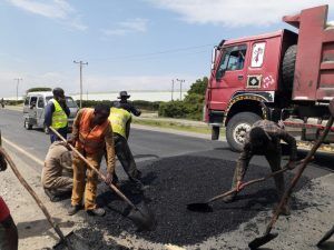 Verkeersveiligheid rondom farms Ethiopië., Verkeersdrempels verbeteren de verkeersveiligheid Ziway en Adami Tulu