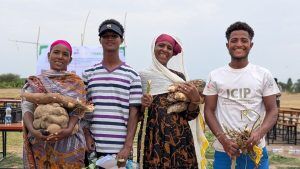 , Educatieve groentetuin en ervaringsuitwisselingsdag op Sher School