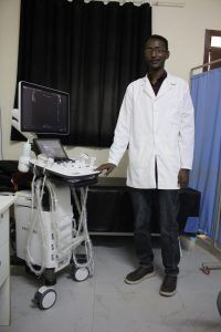 , Nieuw echografieapparaat voor Sher ziekenhuis: betere zorg, minder wachttijd